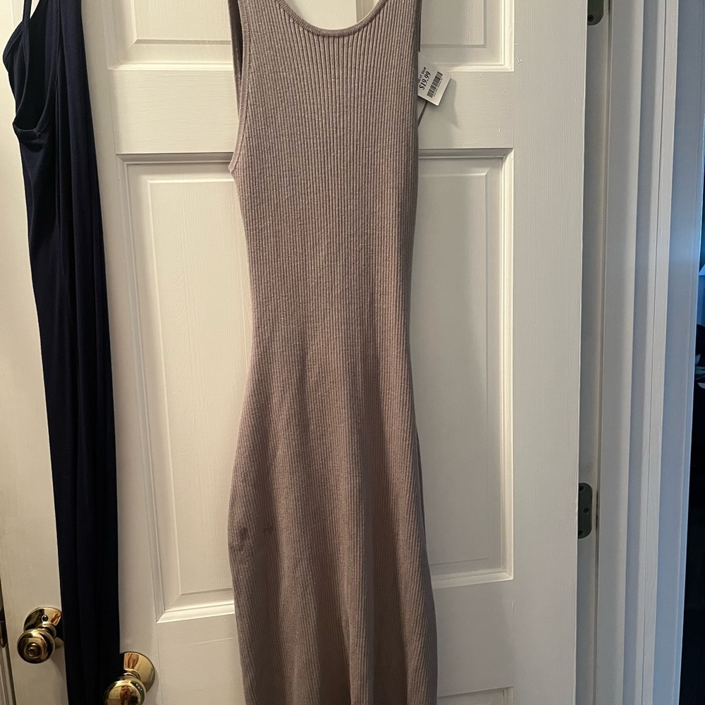 Sleeveless Ribbed Knit Dress - Gray